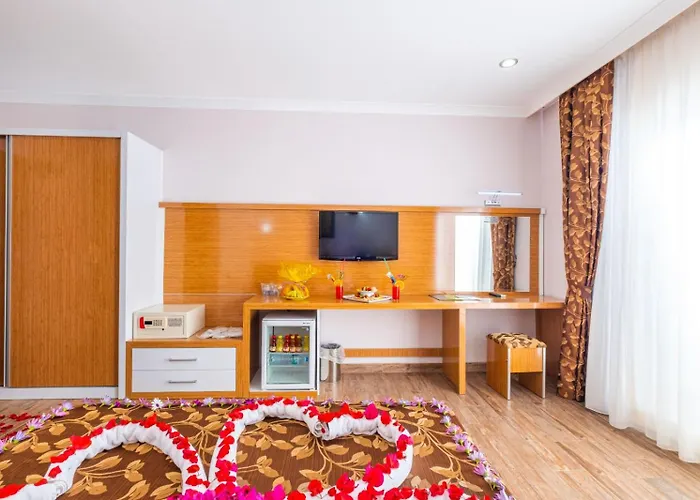 Tugra Halal Hotel
