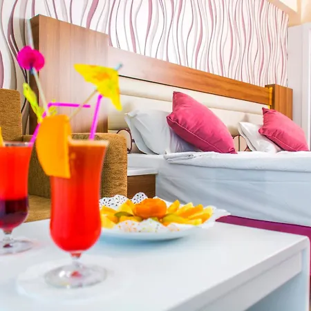 Tugra Halal 4* Alanya