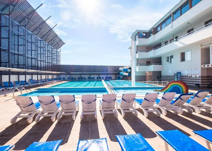 Tugra Halal 알란야