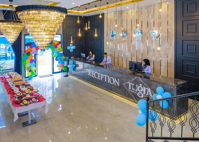 Tugra Halal 알란야