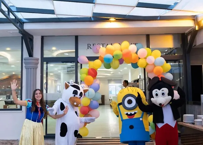 호텔 Tugra Halal 4*